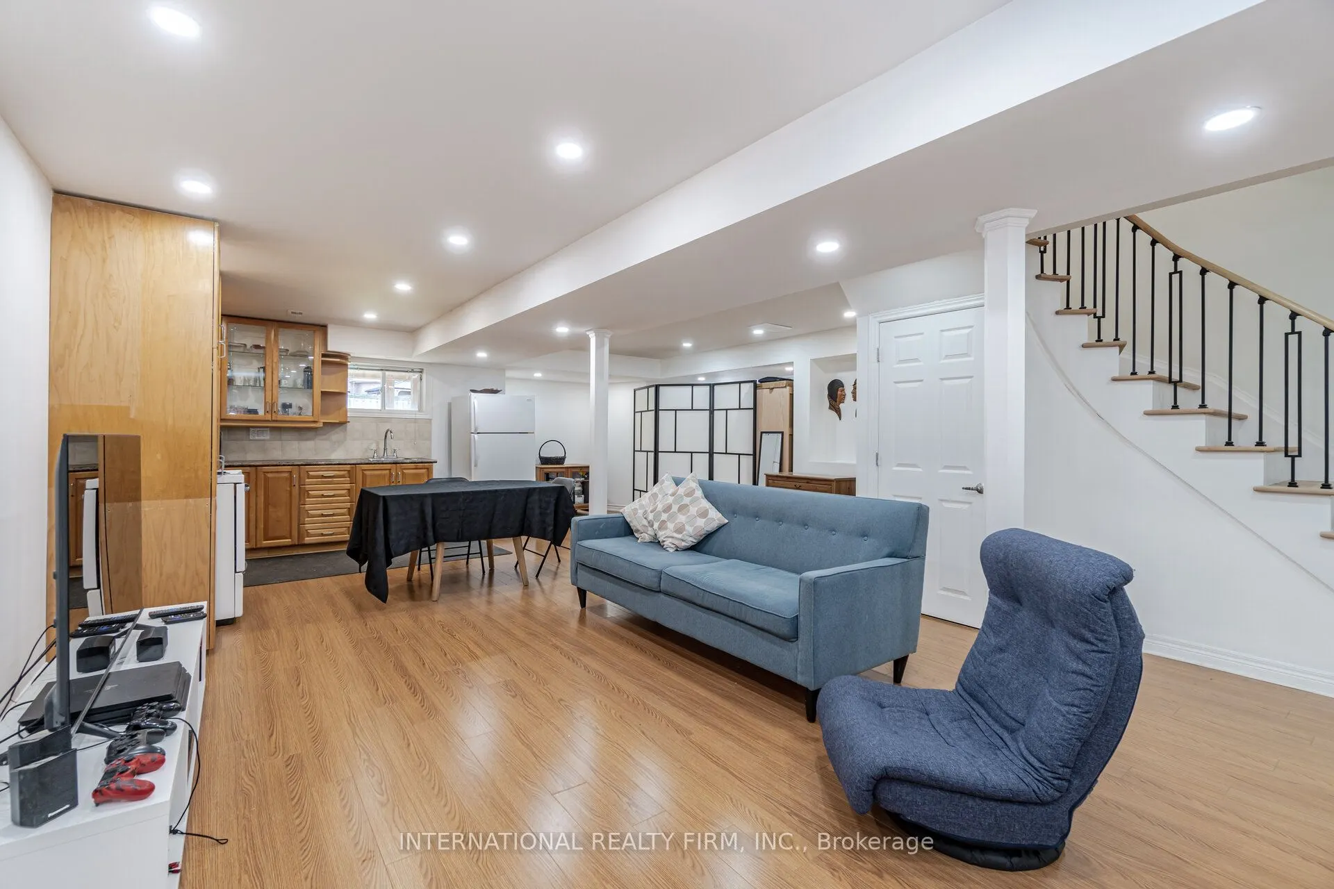 67 Rosanna Crescent