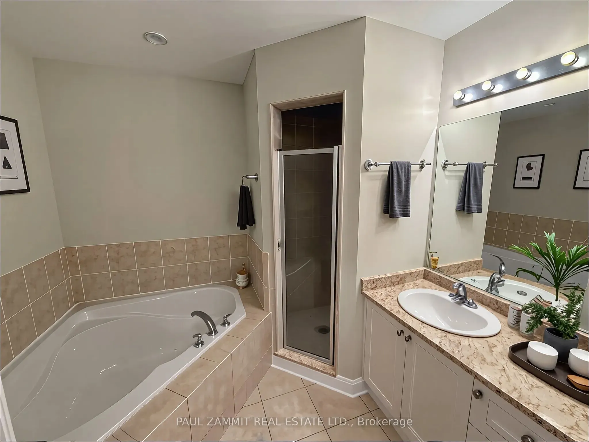 74 Sanctuary Way, #92