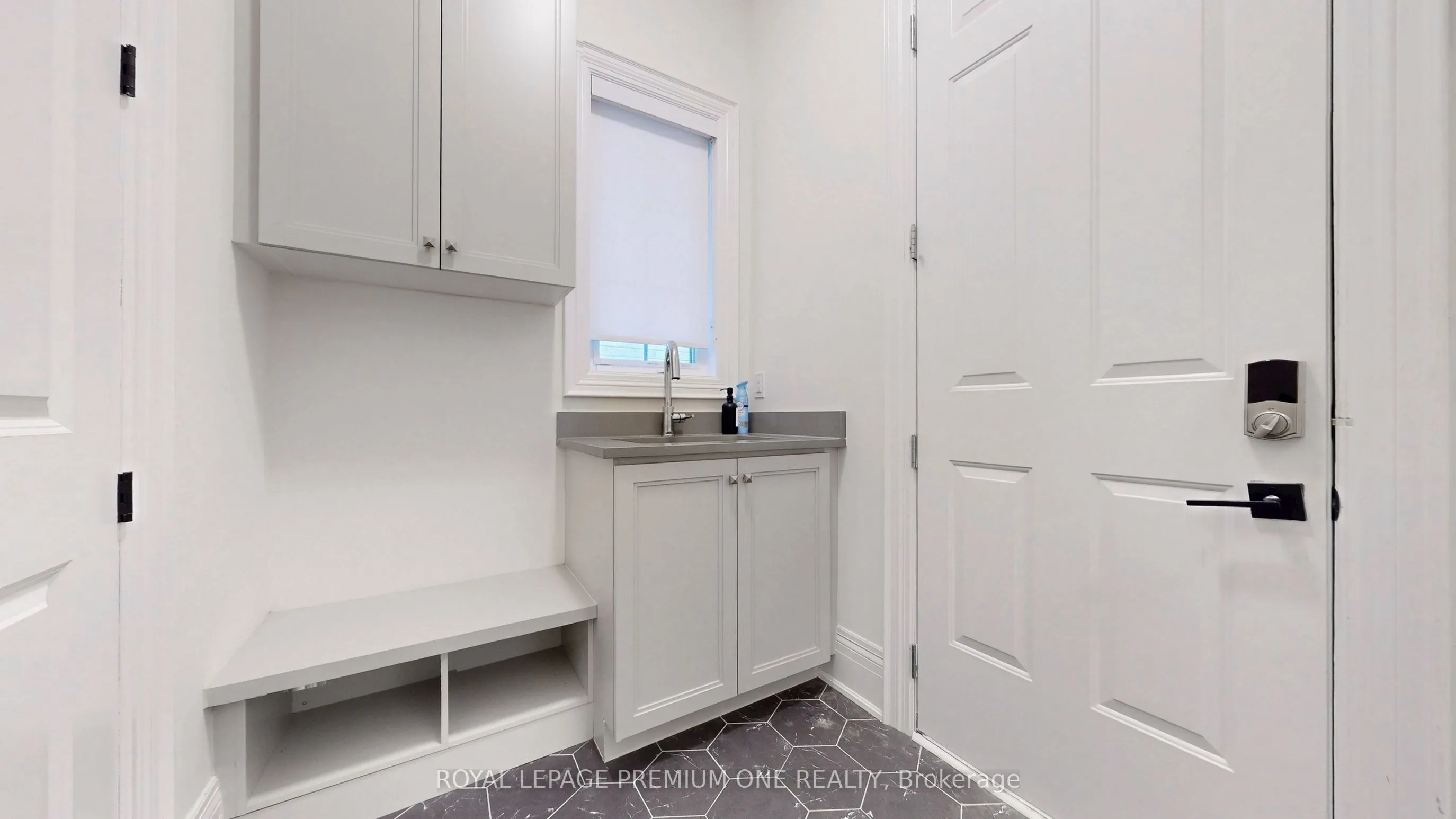 104 Greville Street
