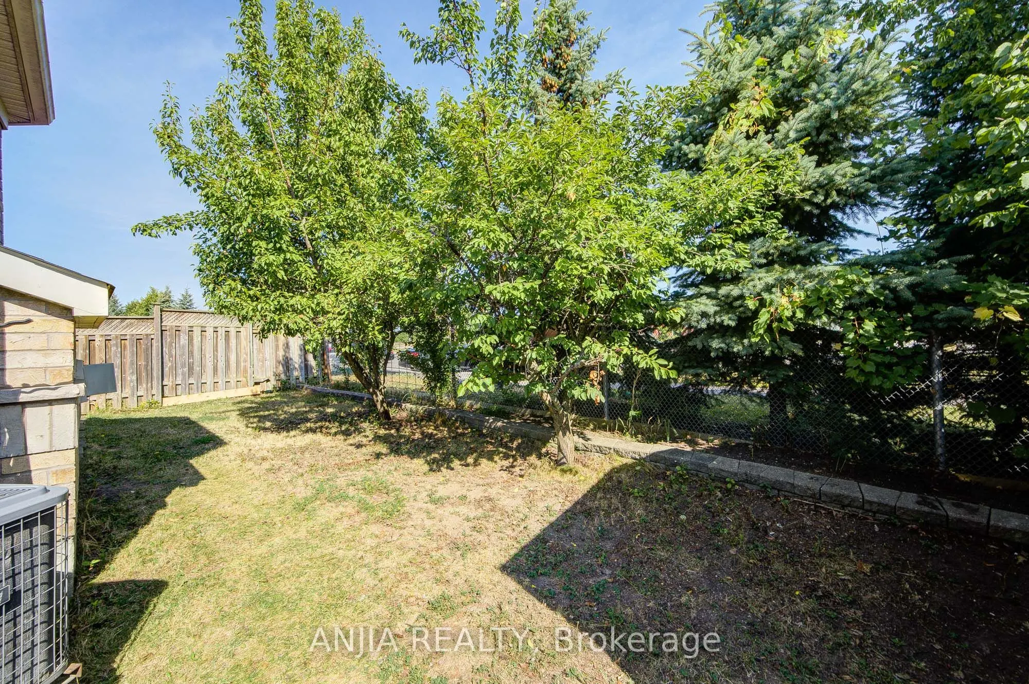 66 Alfred Paterson Drive