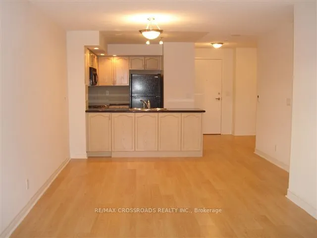 33 Cox Boulevard, #206