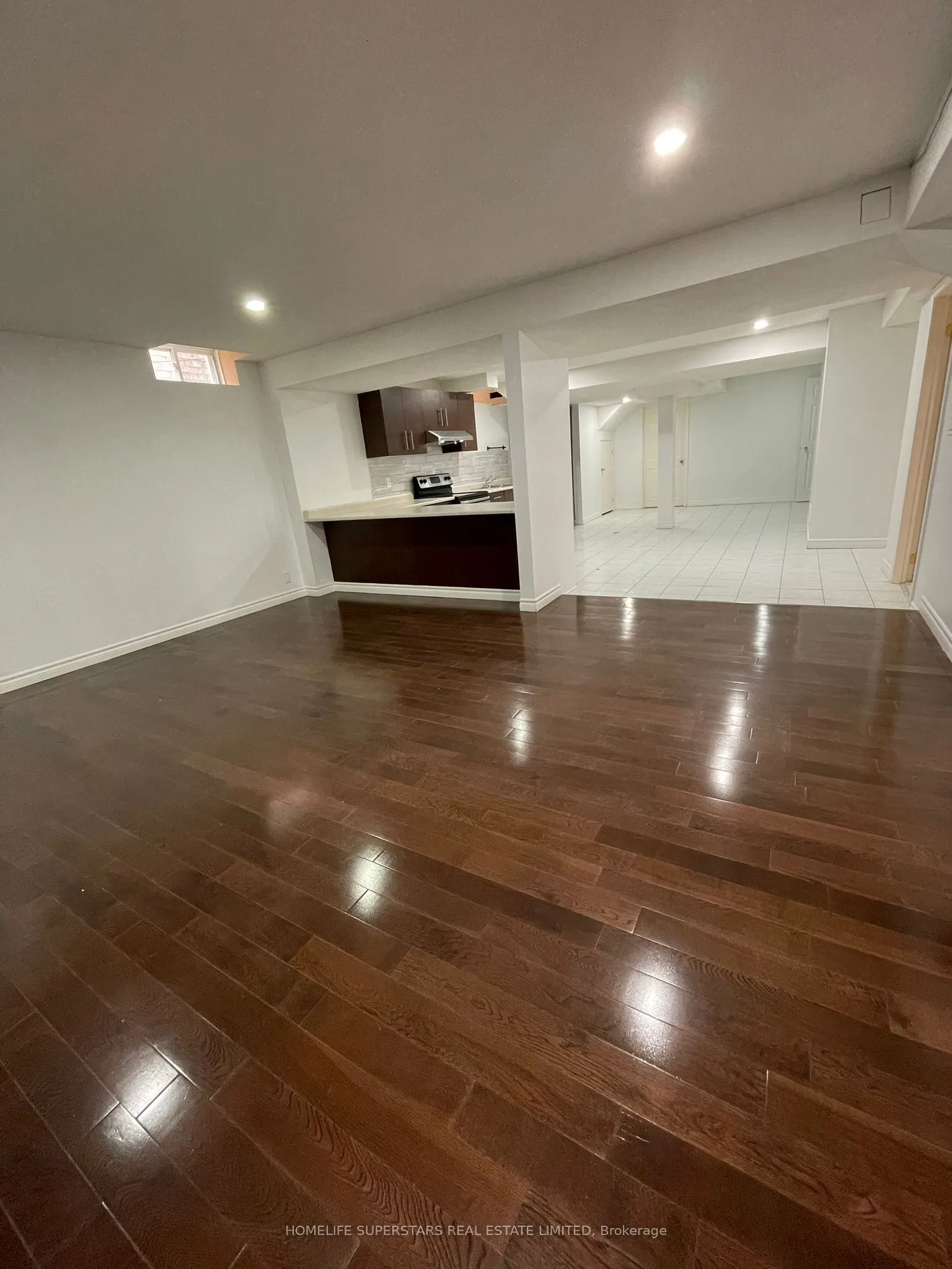 11 Ferncliffe Crescent, #Basement