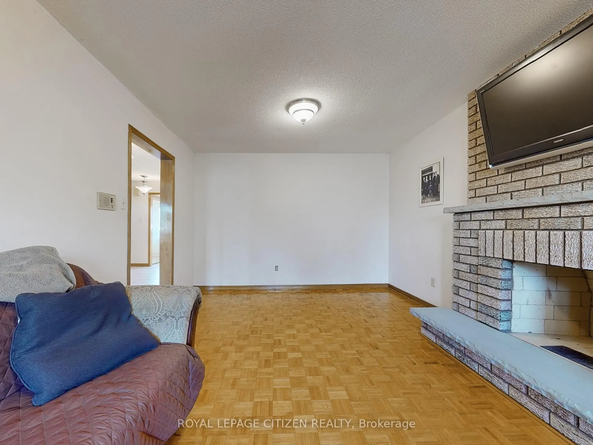 63 Dante Ct