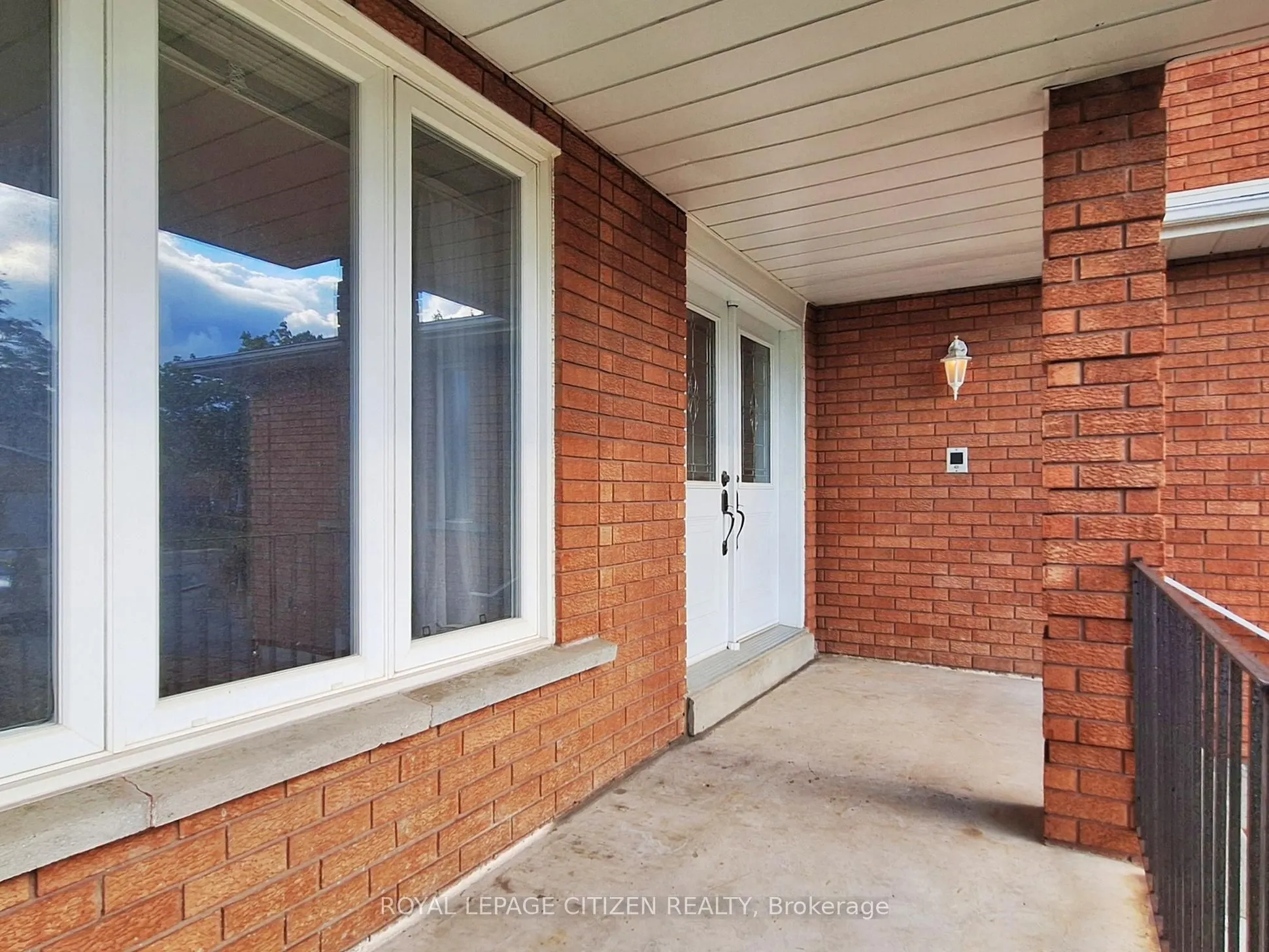 63 Dante Ct