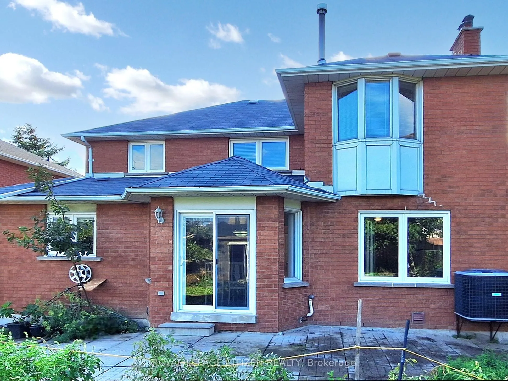 63 Dante Ct