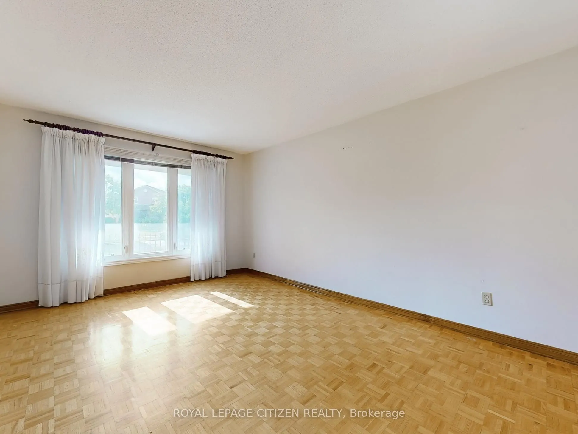 63 Dante Ct