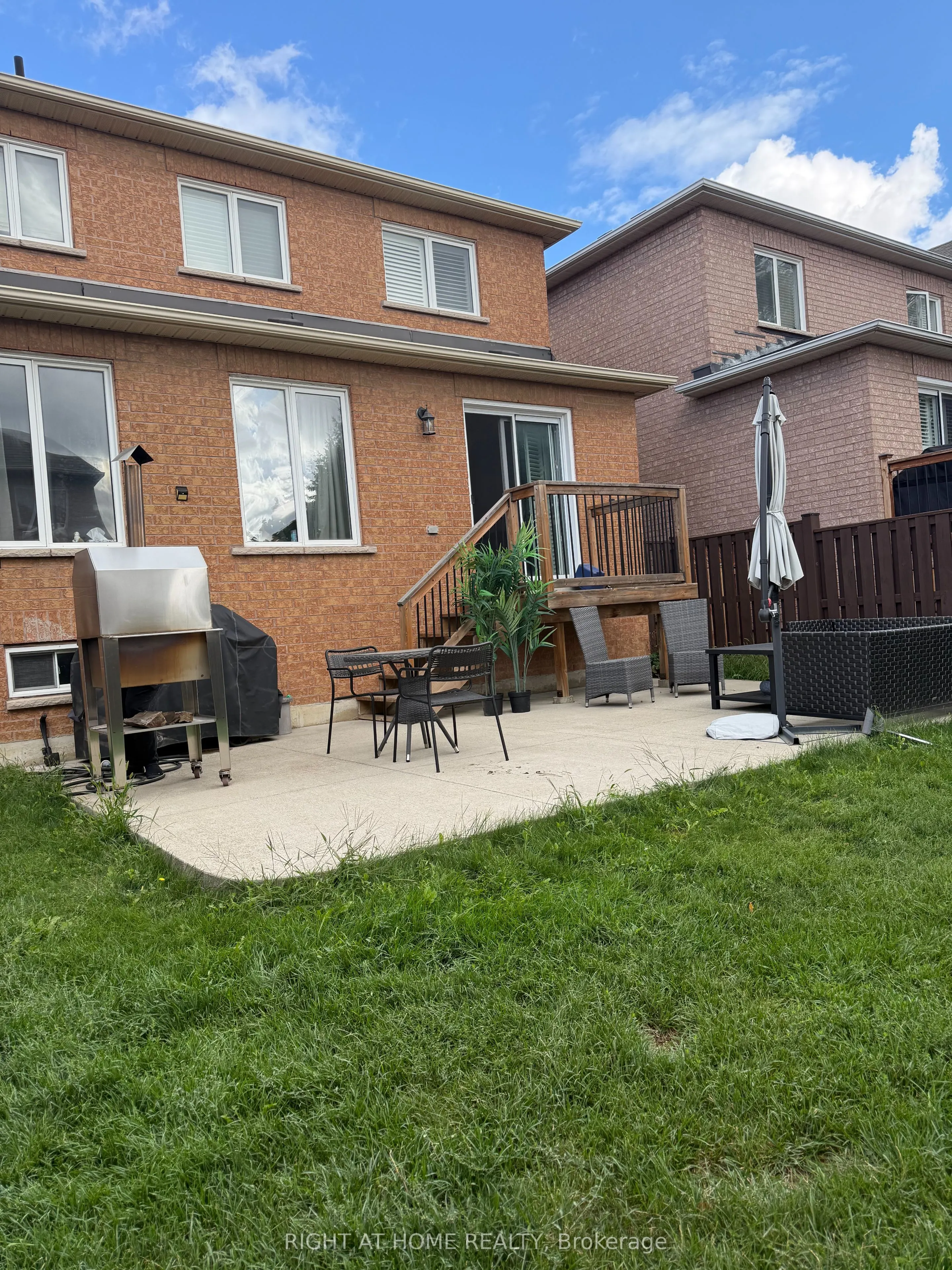 139 Royal Pine Avenue
