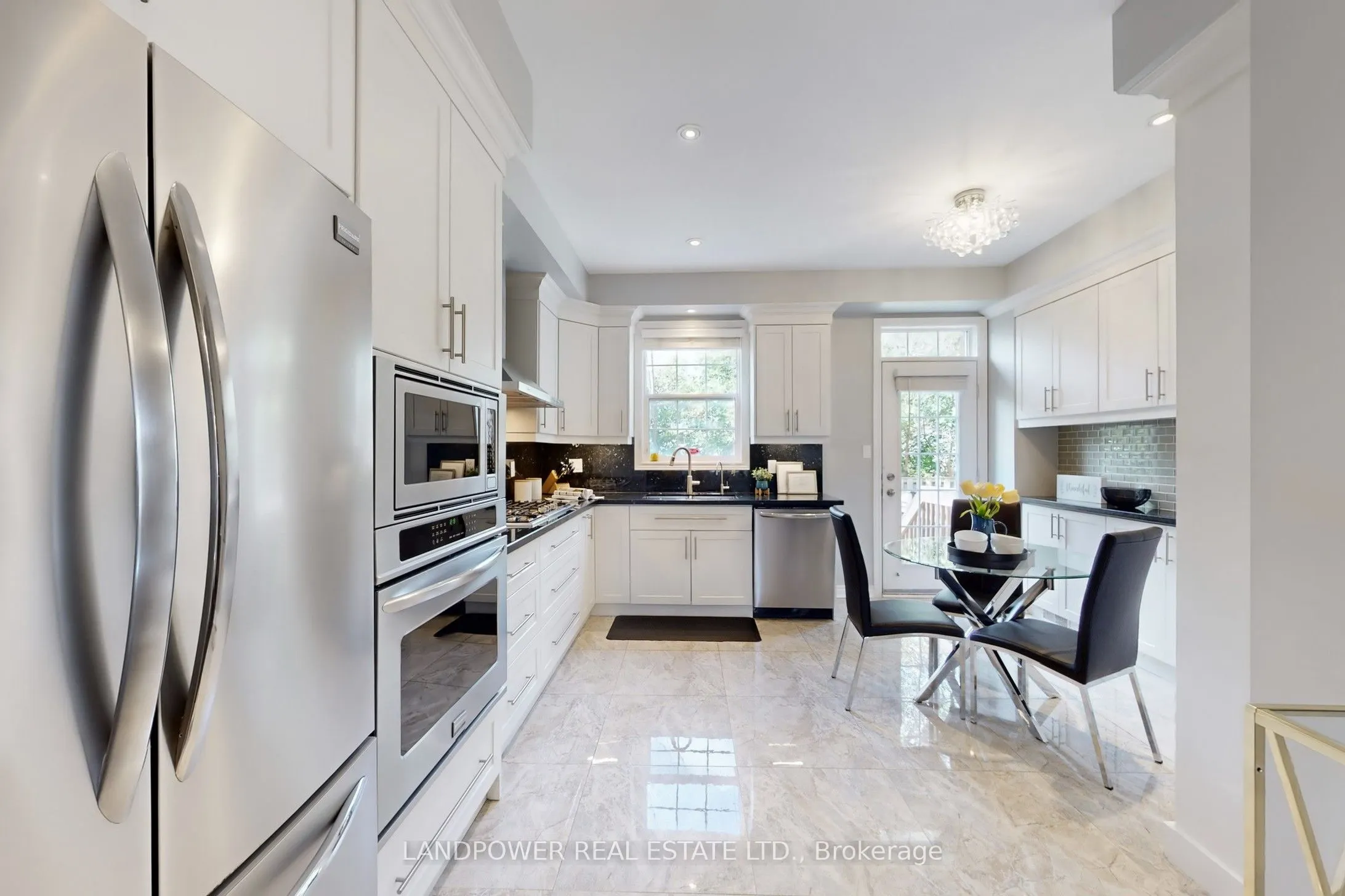 6 Leonard Street, #33