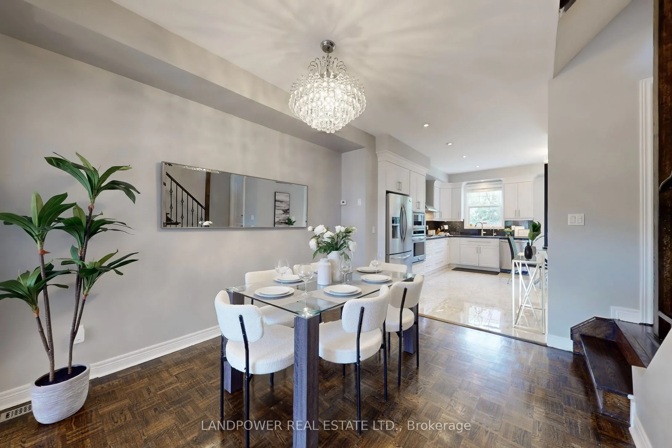 6 Leonard Street, #33