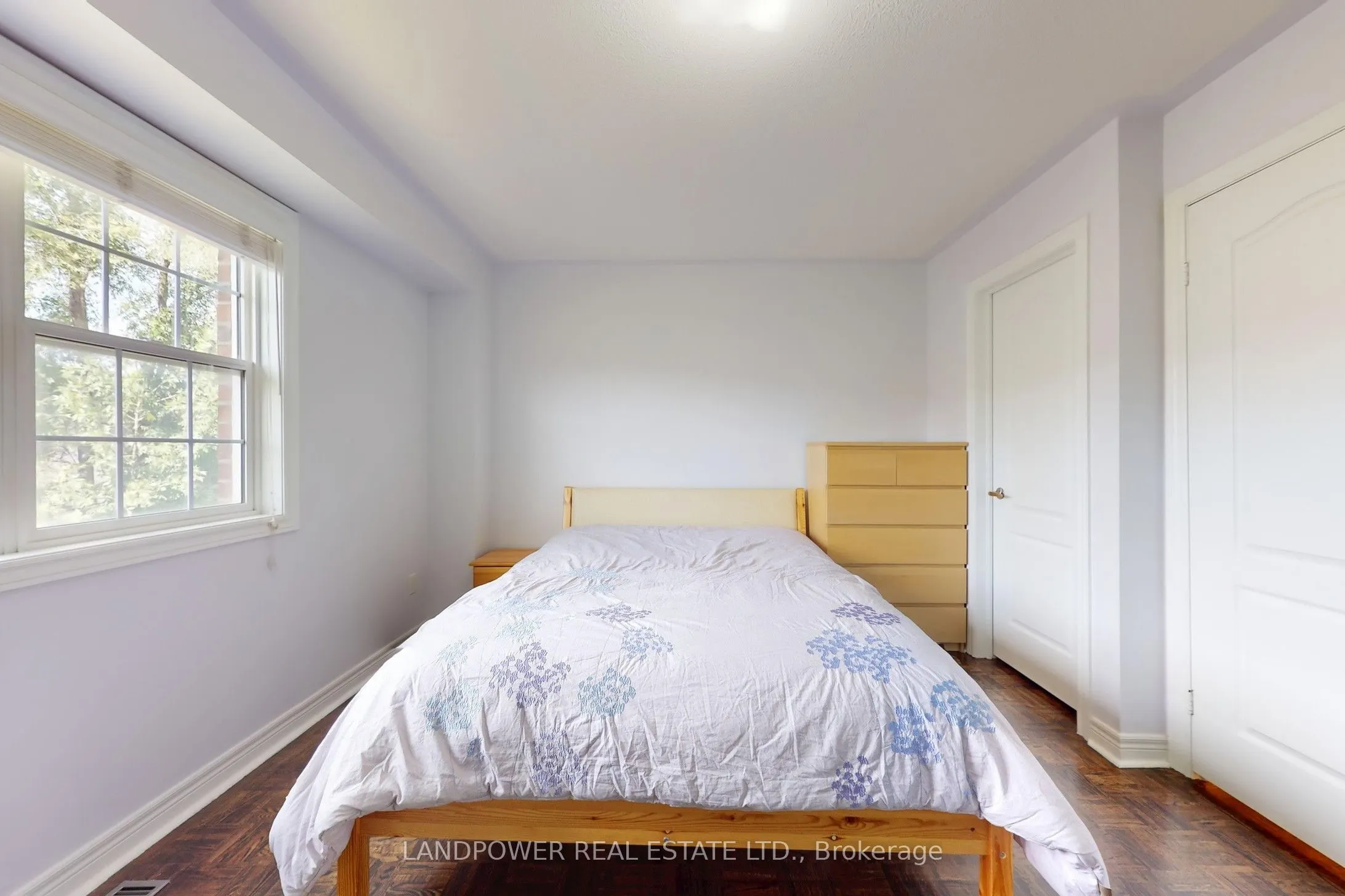 6 Leonard Street, #33