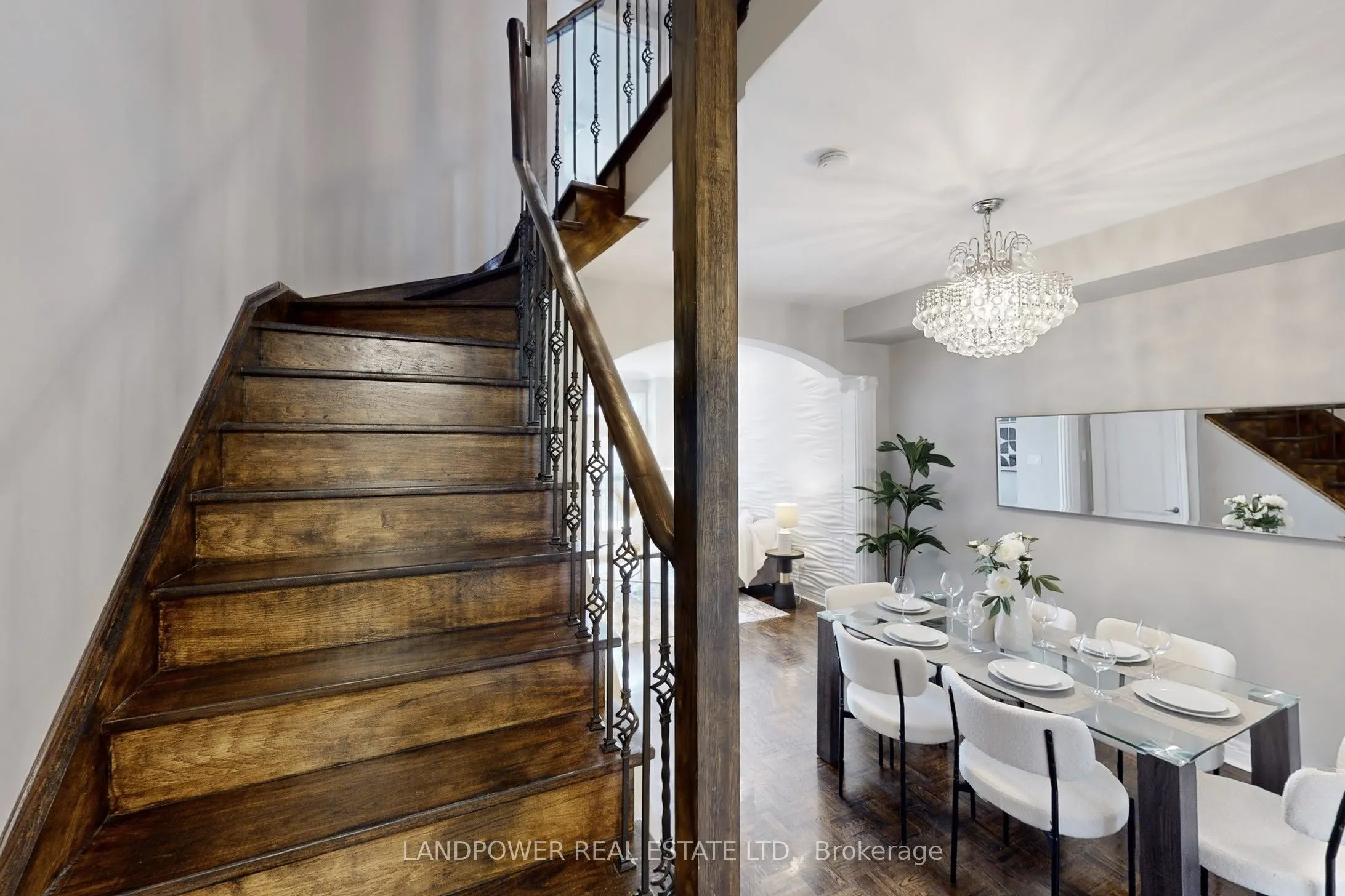 6 Leonard Street, #33