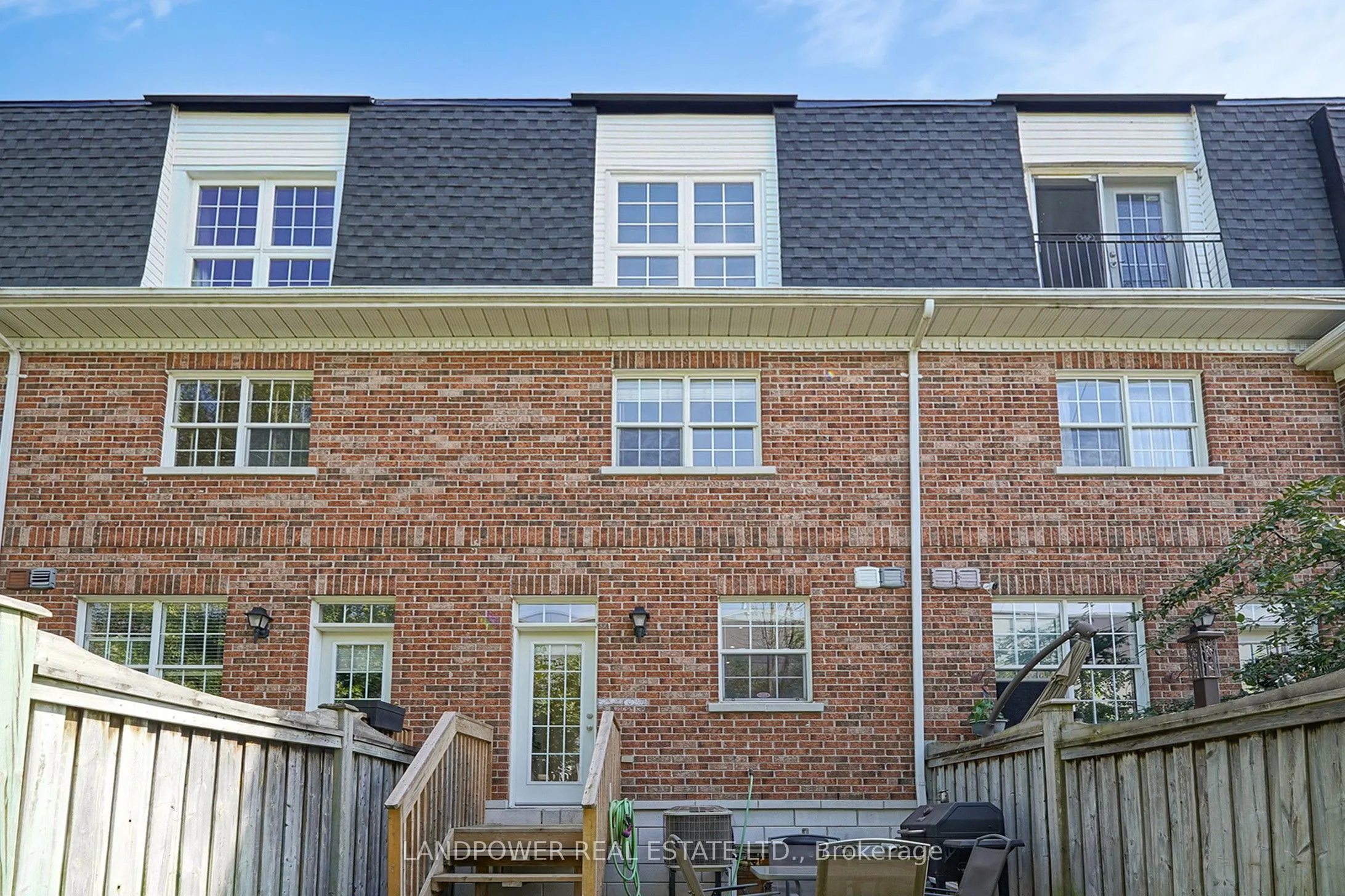 6 Leonard Street, #33