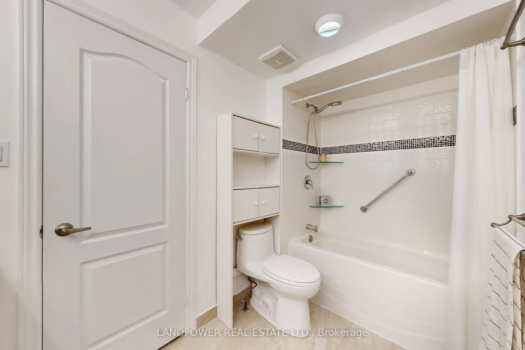 6 Leonard Street, #33