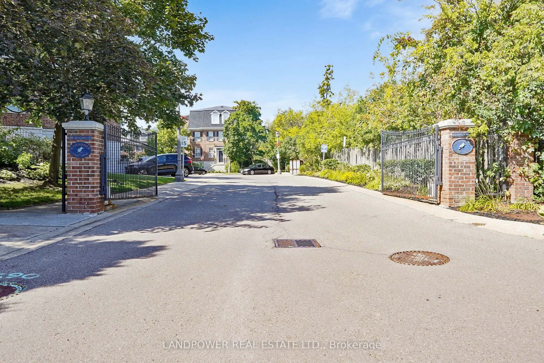 6 Leonard Street, #33