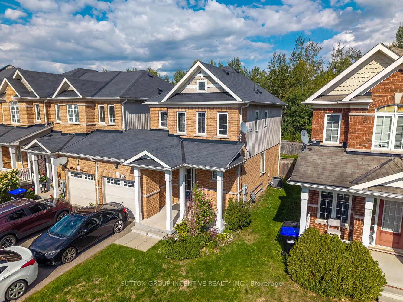 105 COLLIER Crescent