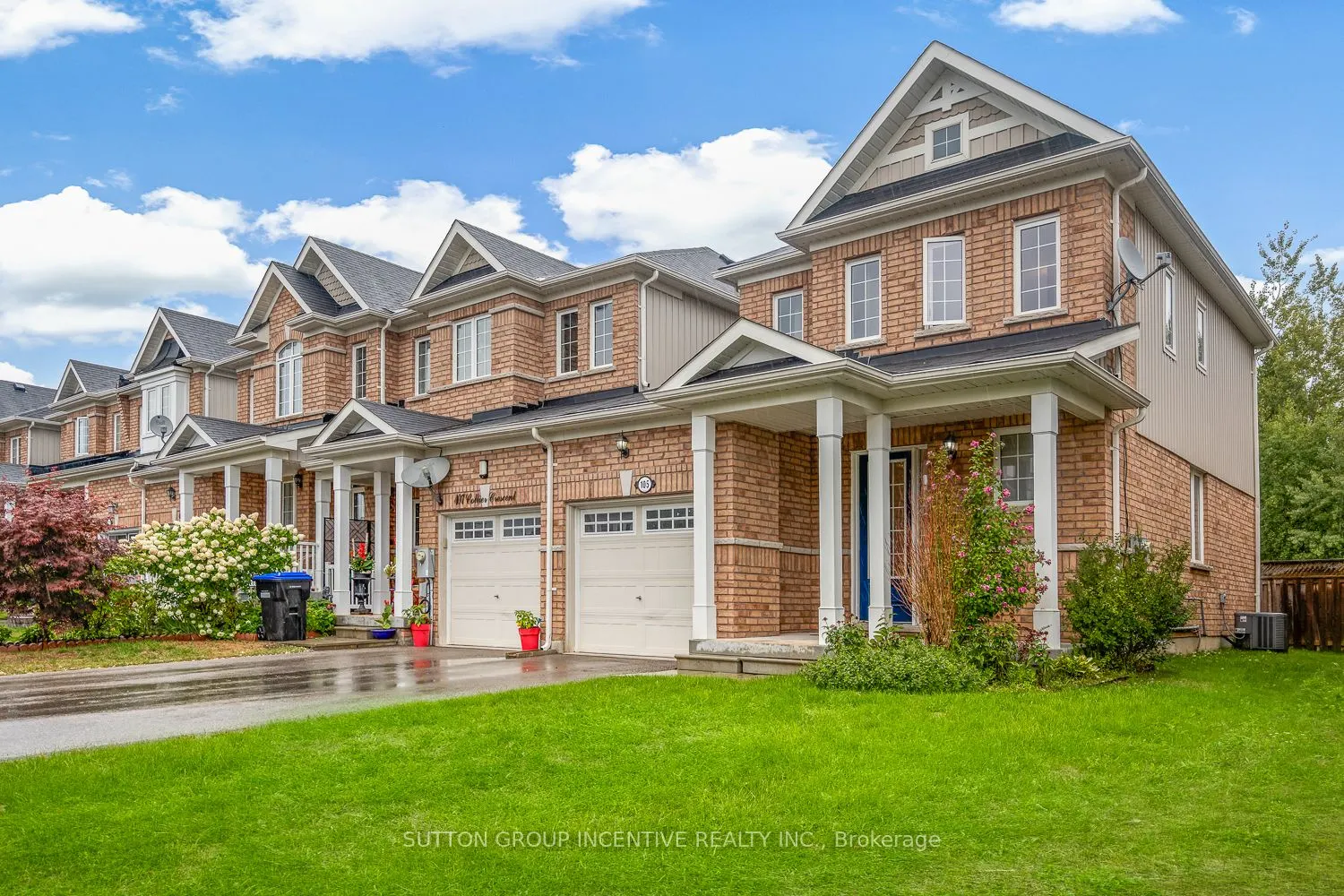 105 COLLIER Crescent