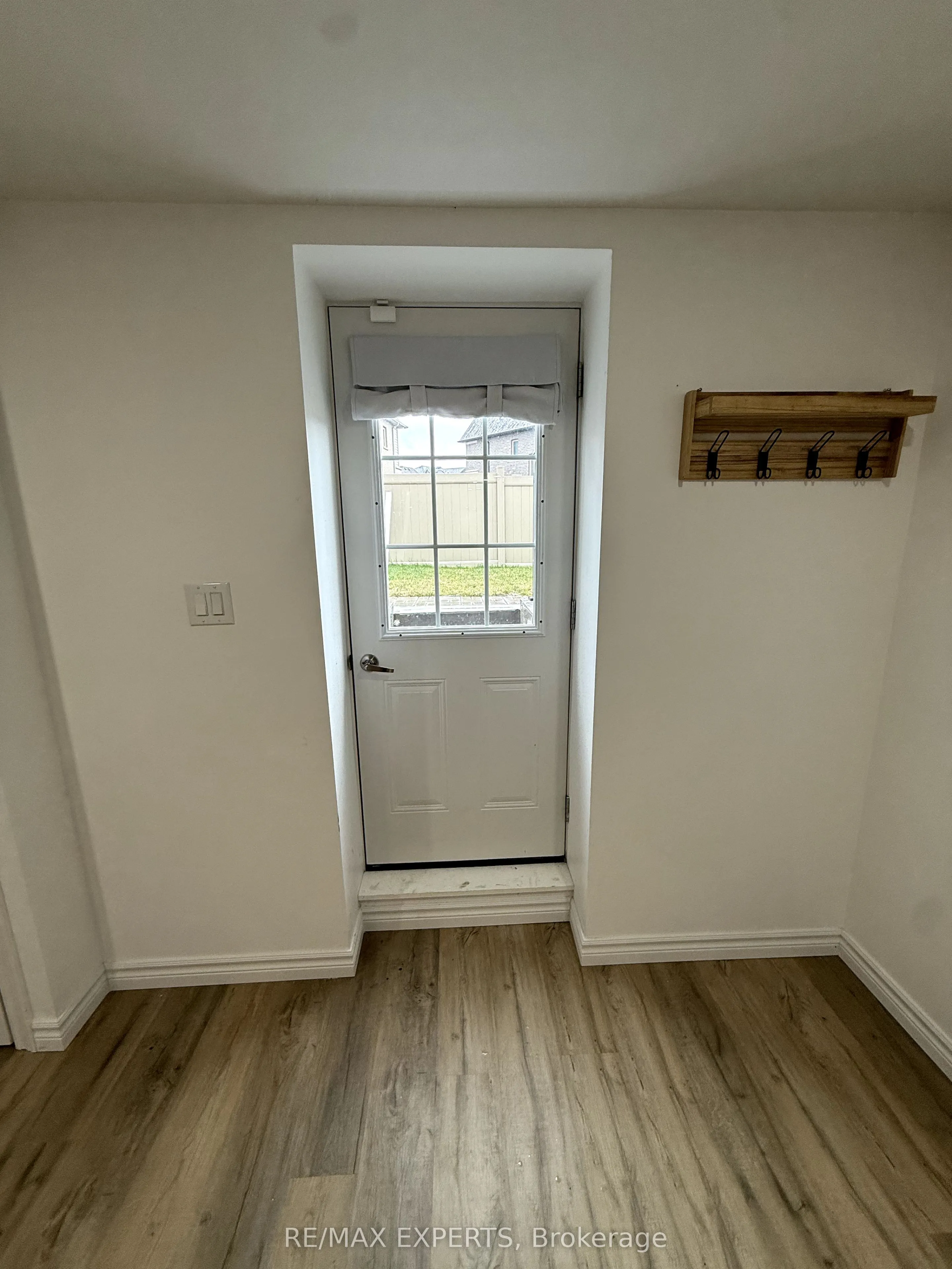 23 KENNETH ROSS Bend