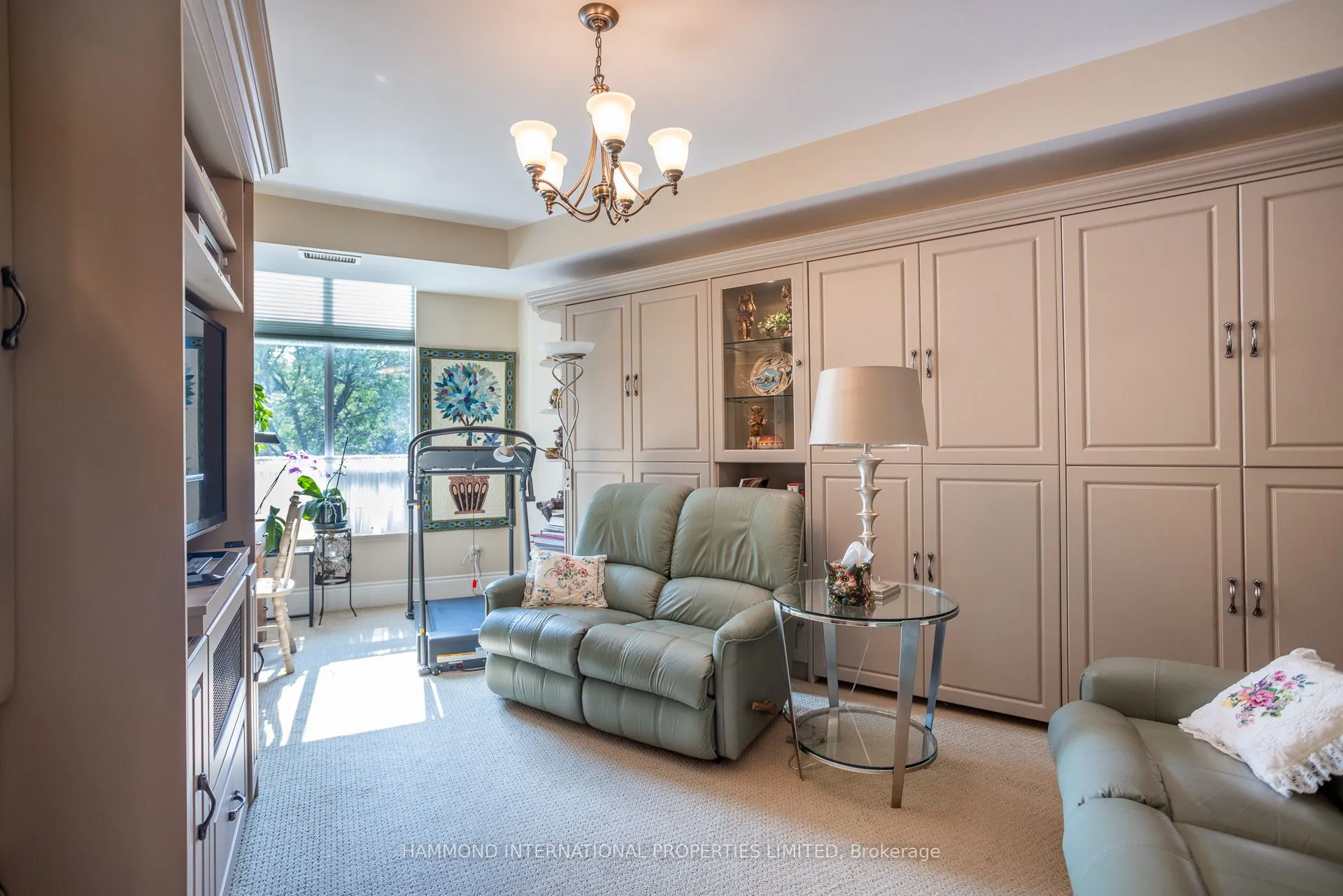 7071 Bayview Avenue, #215