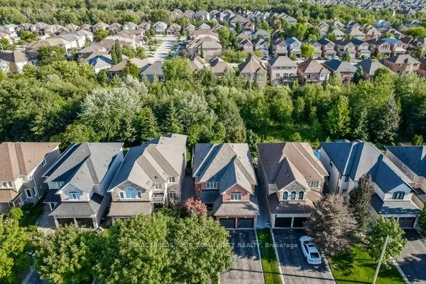 61 Deerwood Crescent