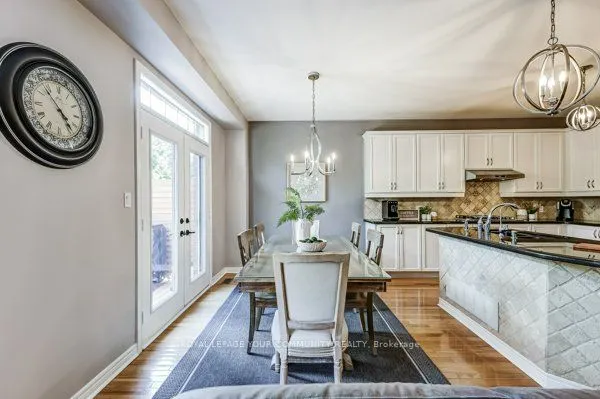 61 Deerwood Crescent