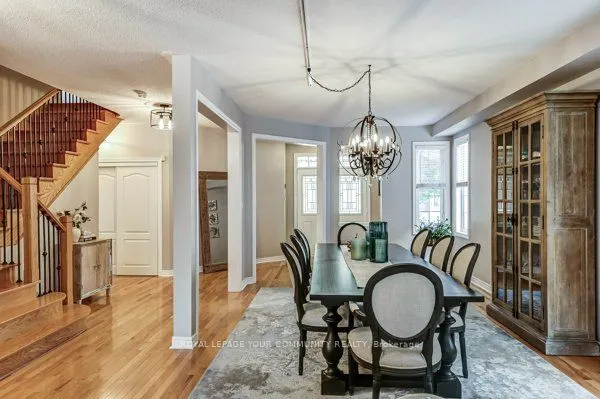 61 Deerwood Crescent
