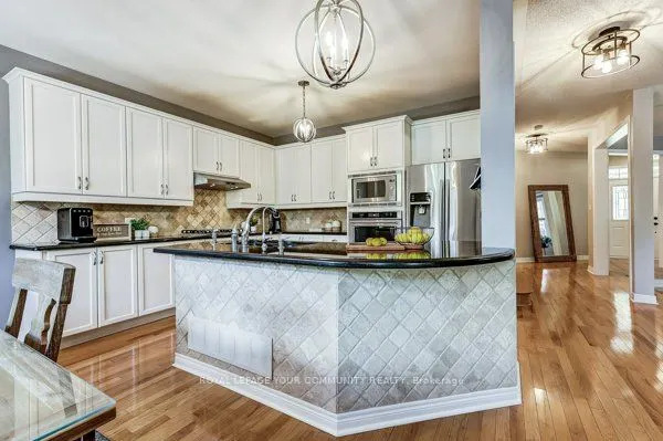 61 Deerwood Crescent