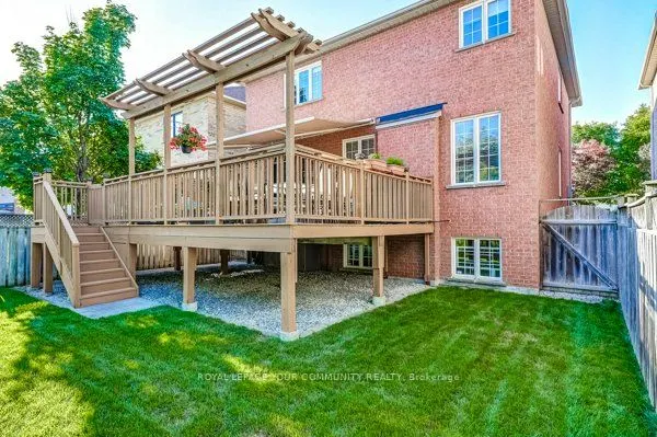 61 Deerwood Crescent