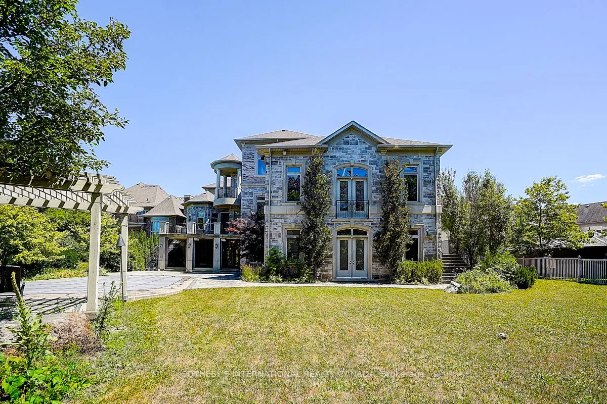 71 Grandvista Crescent