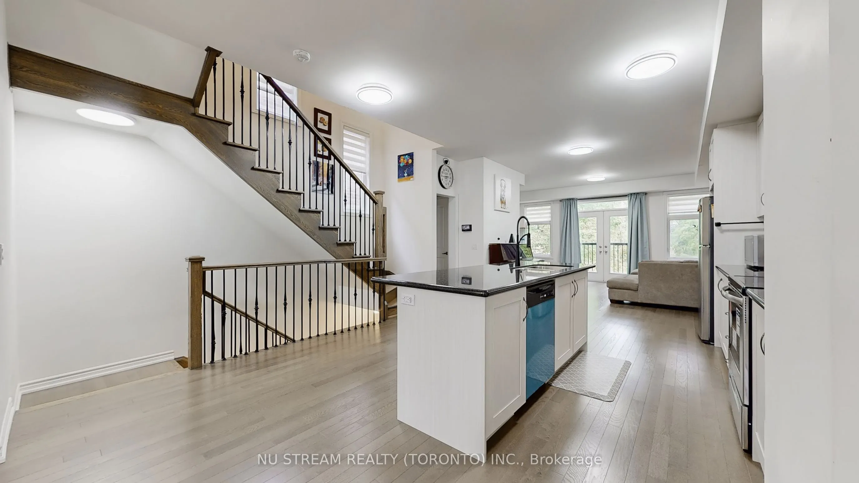 76 Puisaya Drive