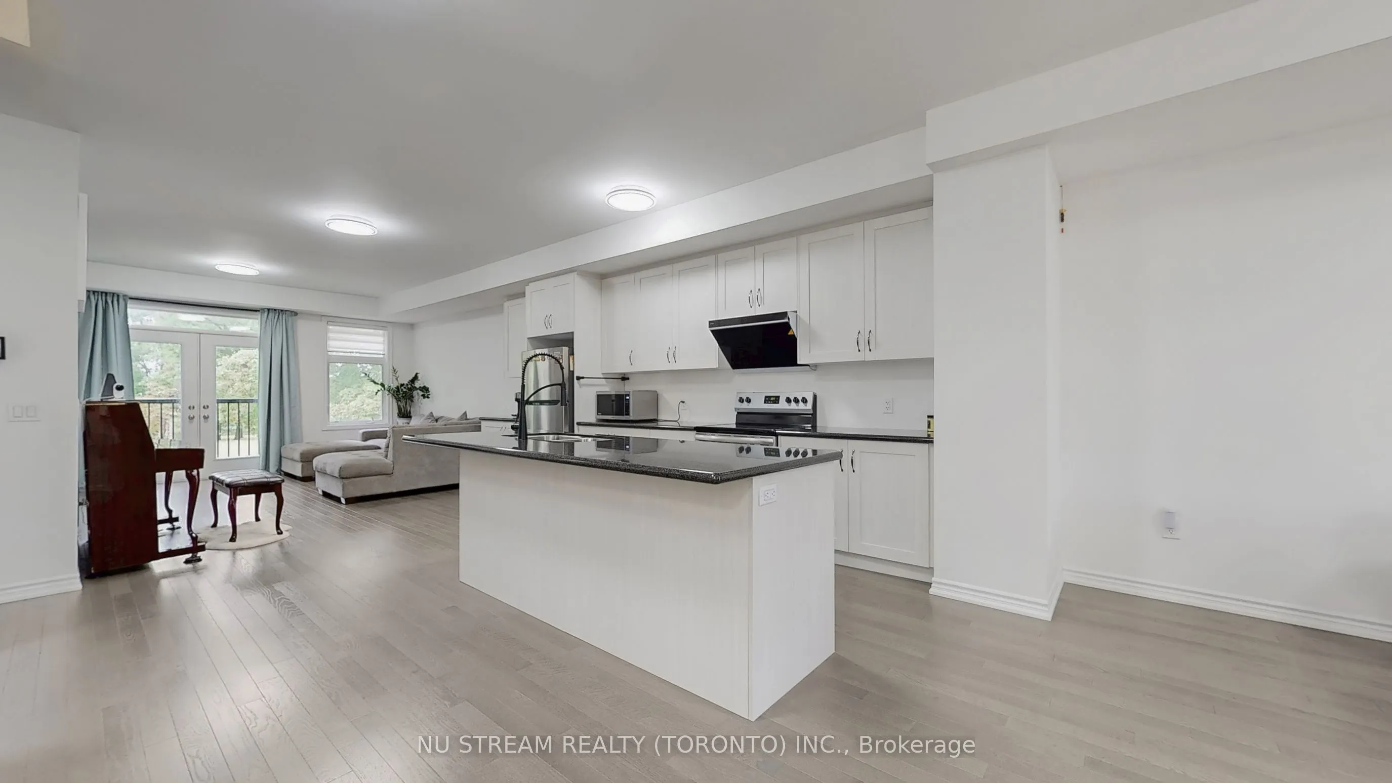 76 Puisaya Drive