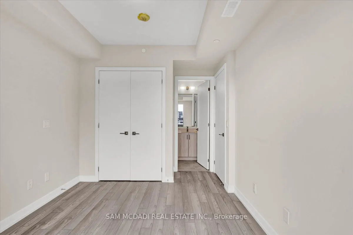 6 Red Squirrel Lane, #C301