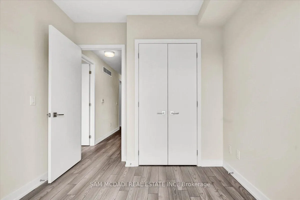 6 Red Squirrel Lane, #C301