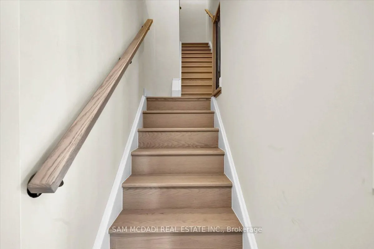 6 Red Squirrel Lane, #C301