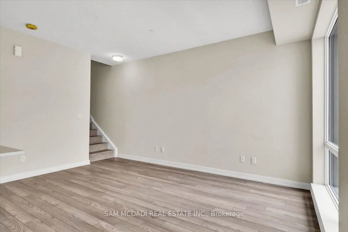 6 Red Squirrel Lane, #C301
