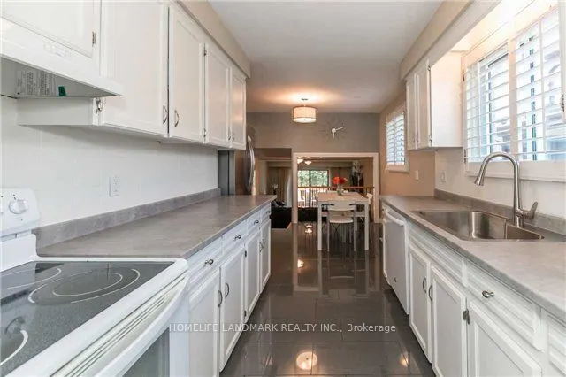 874 Sparrow Road, #Main