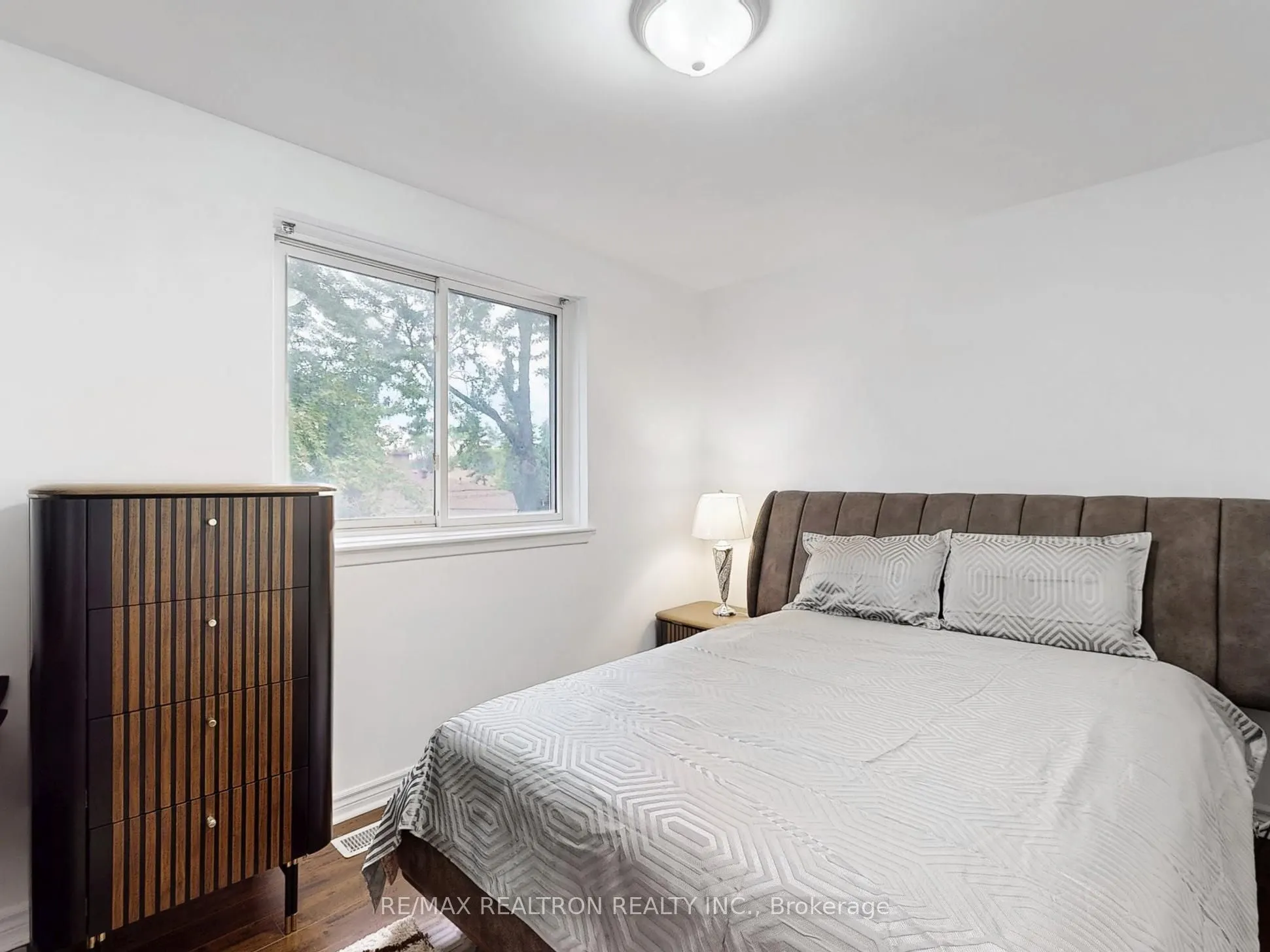 242 Beechy Drive, #Main