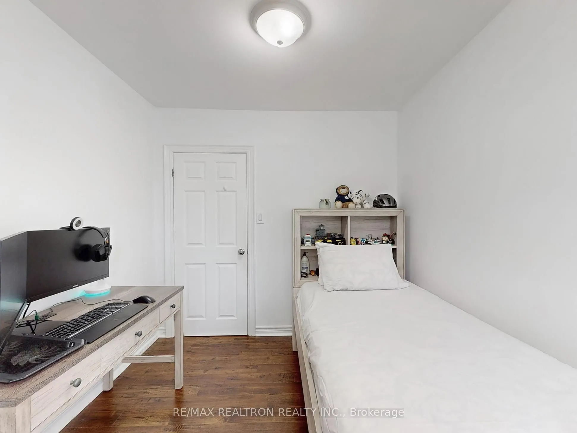 242 Beechy Drive, #Main