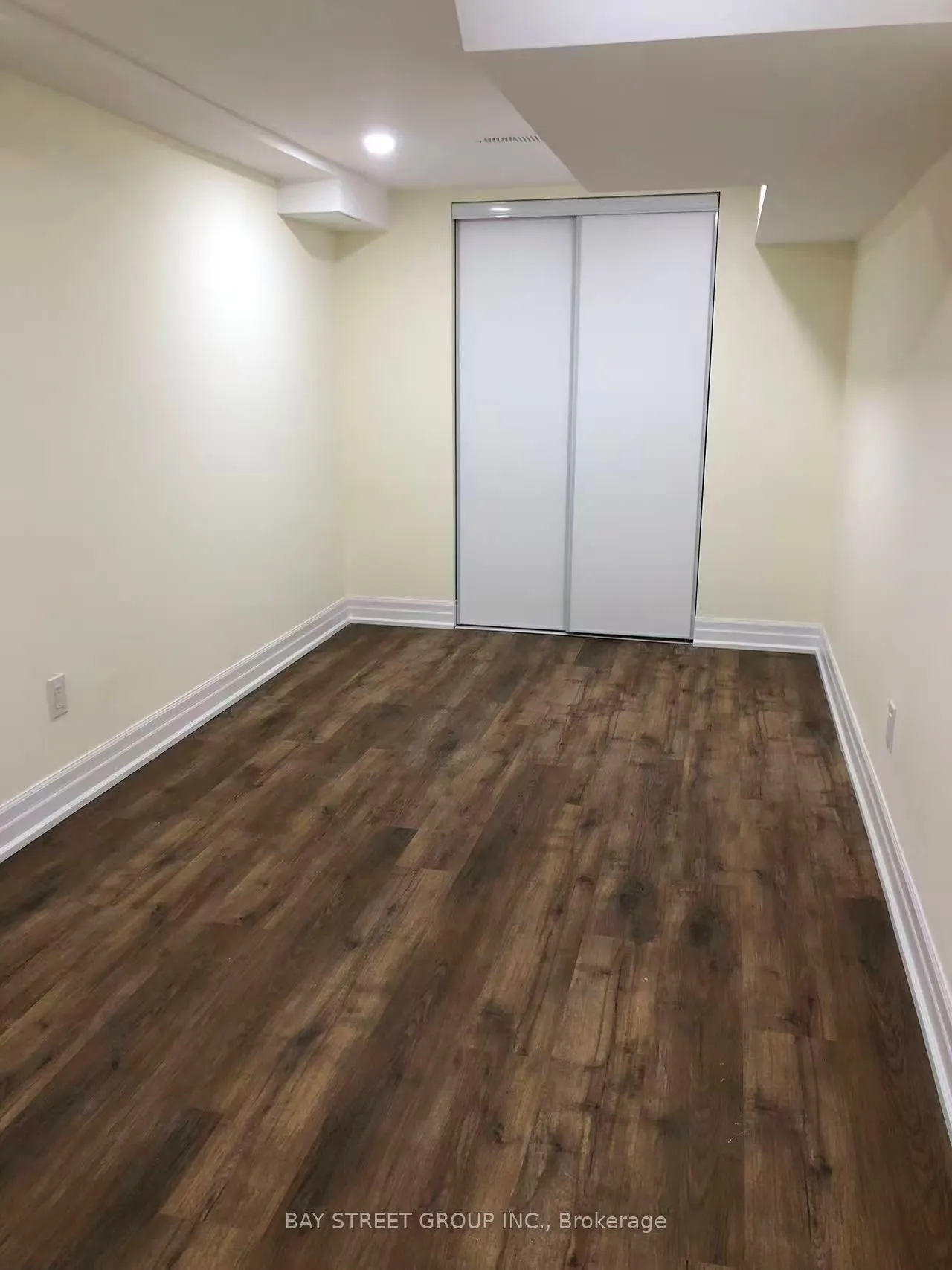 6 Liam Lane, #BASEMENT