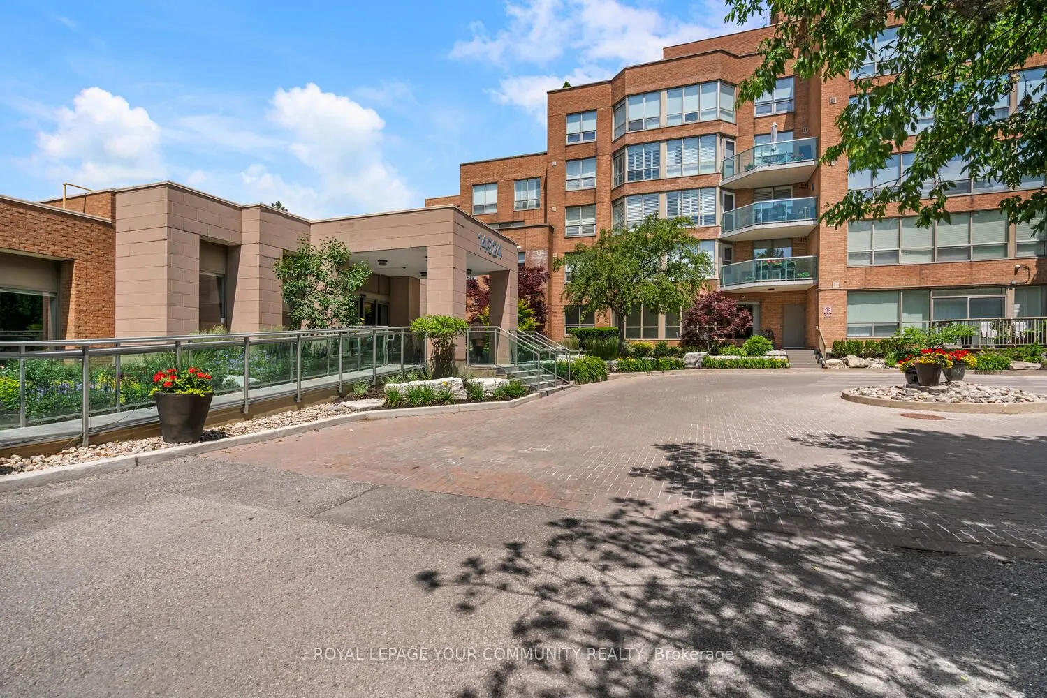 14924 Yonge Street, #305