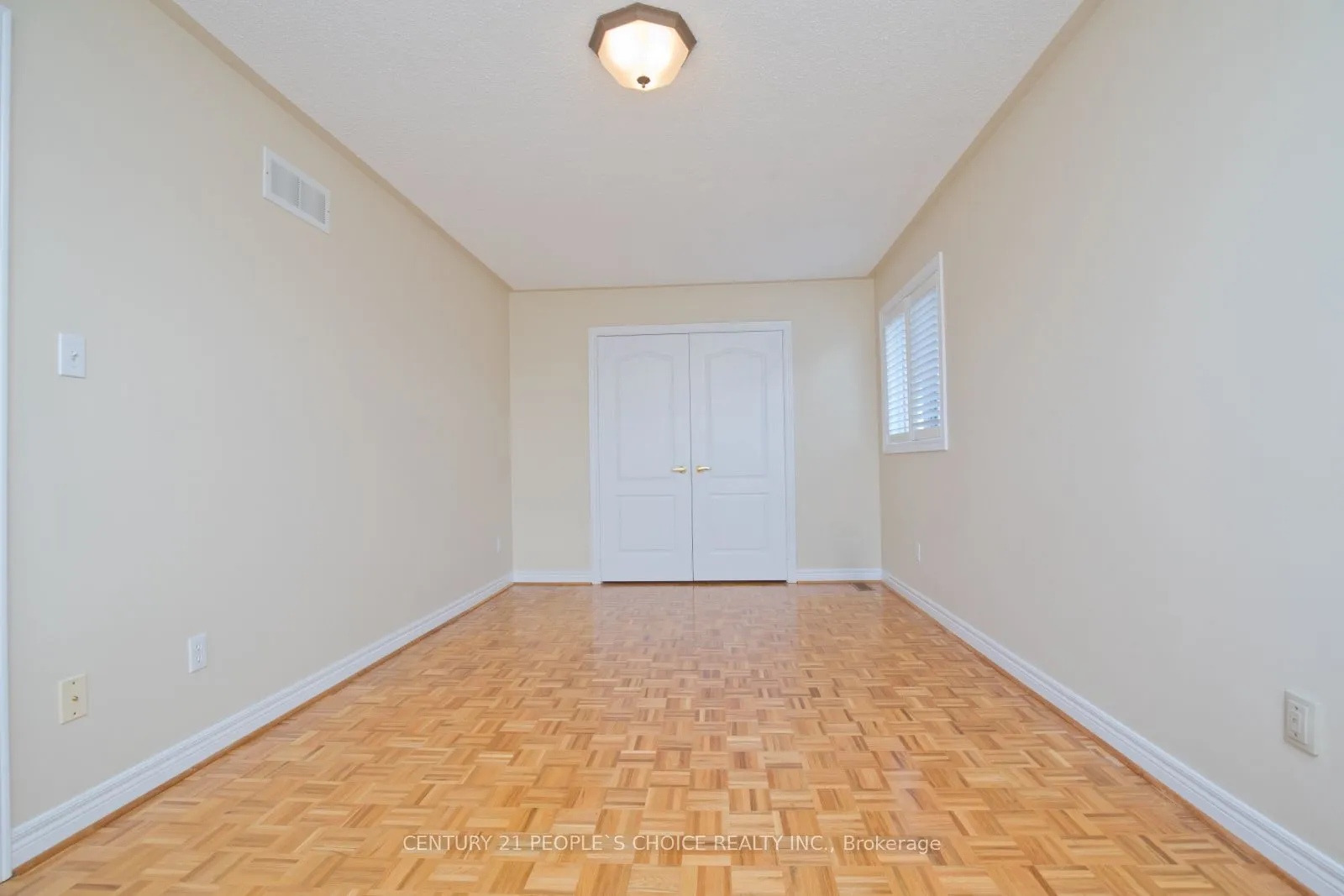 71 Rosanna Crescent