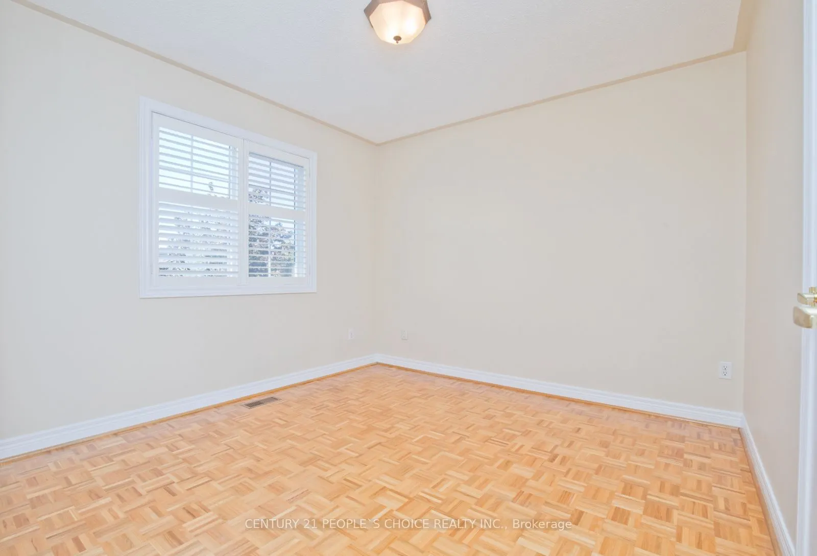 71 Rosanna Crescent