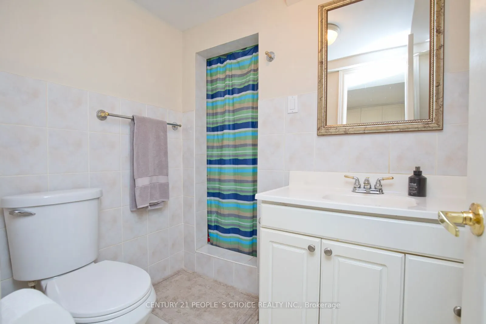 71 Rosanna Crescent