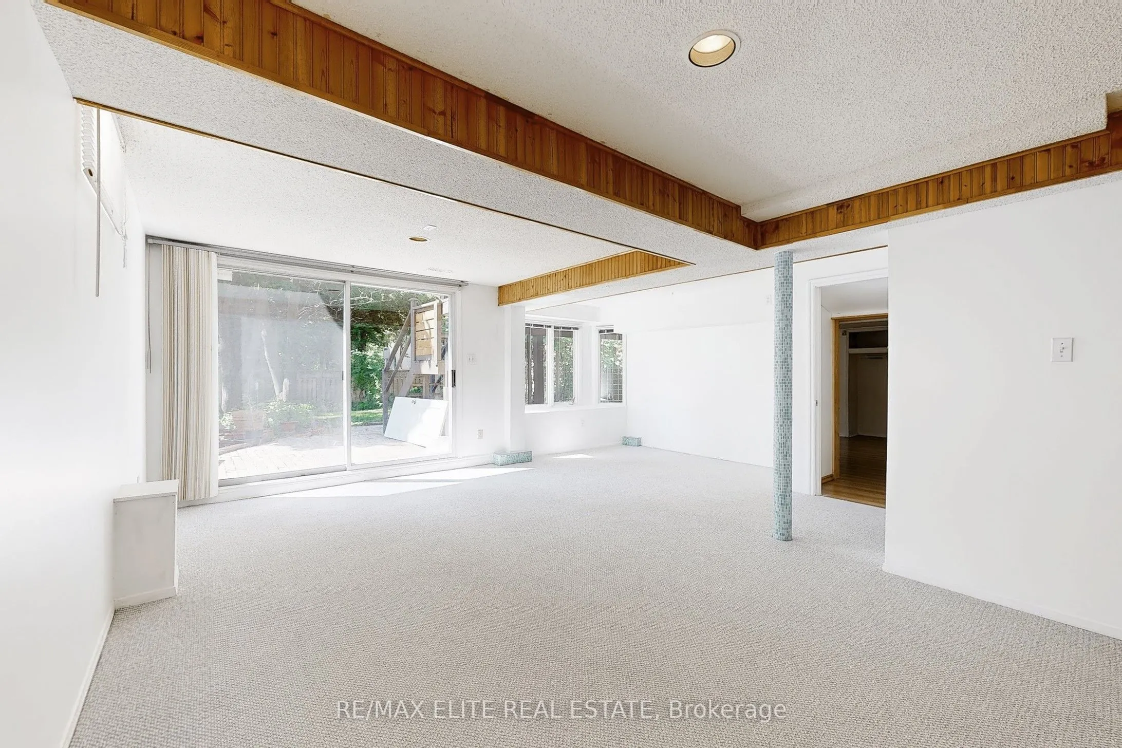 48 John Button Boulevard