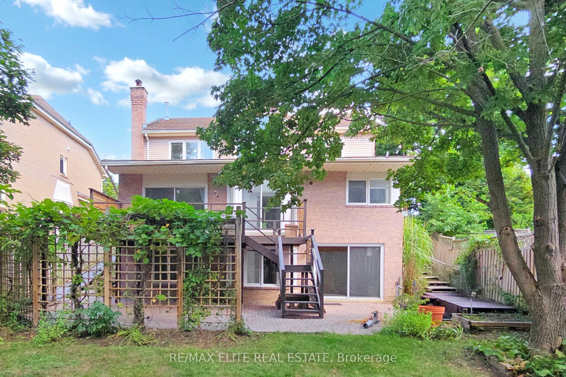 48 John Button Boulevard