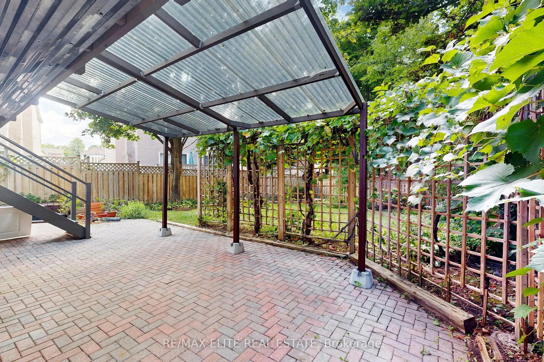 48 John Button Boulevard