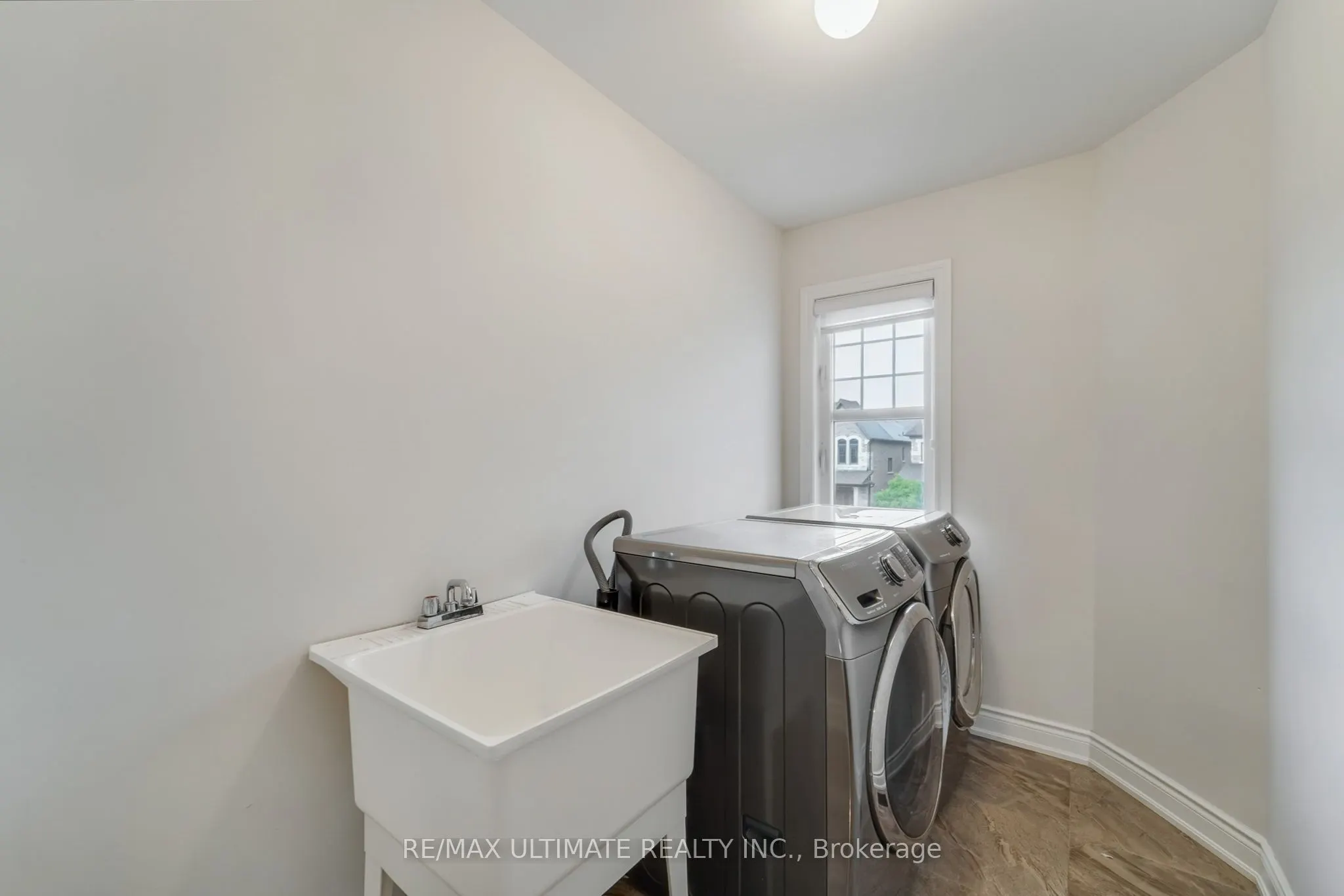 37 Zenith Avenue
