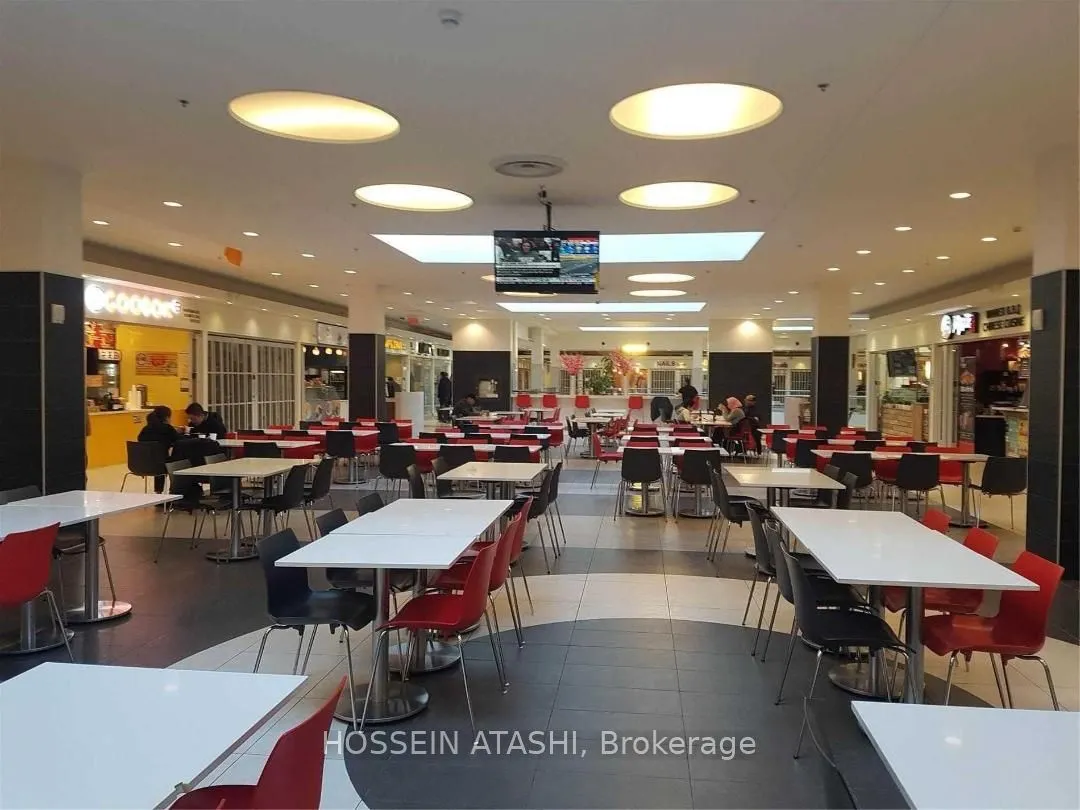 7181 Yonge Street, #76