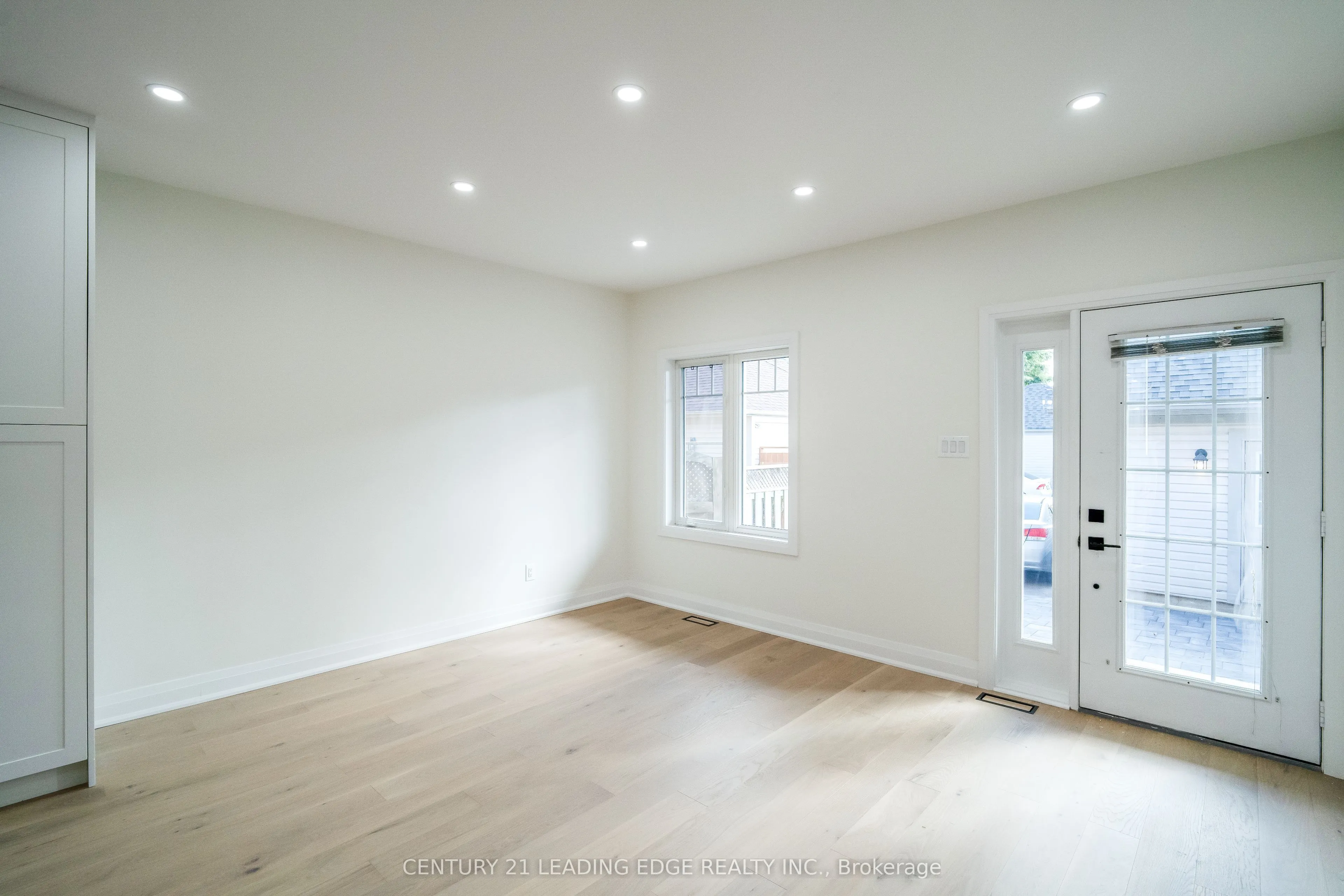 22 MILROY Lane
