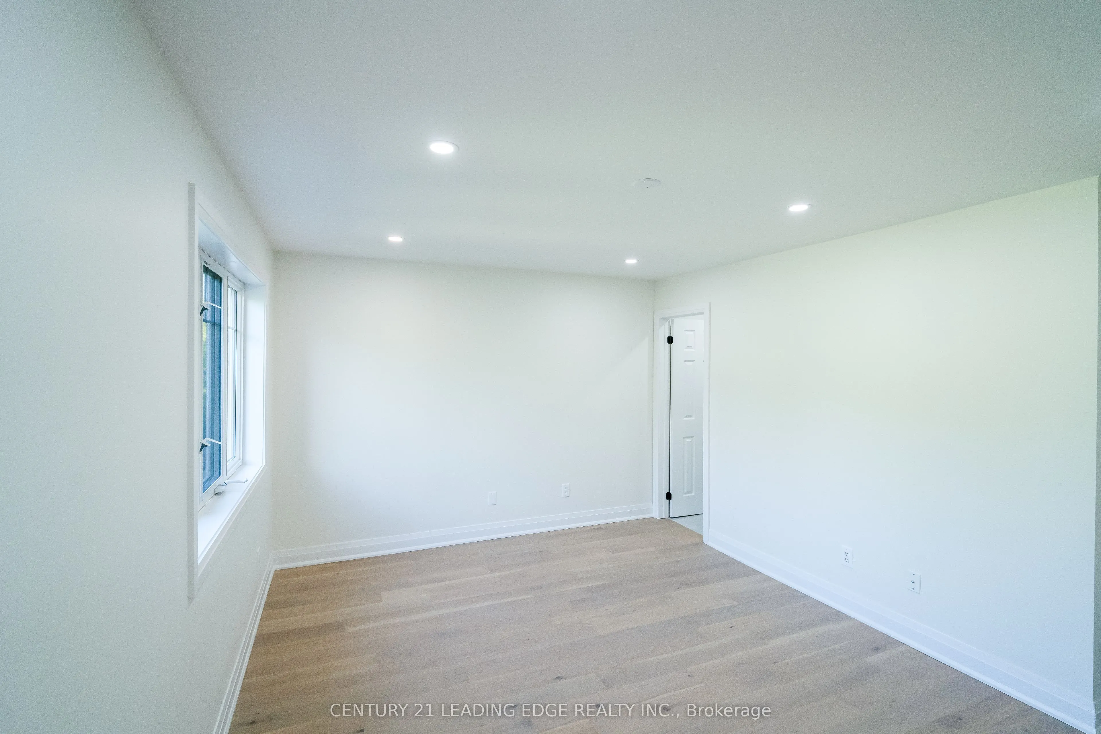 22 MILROY Lane