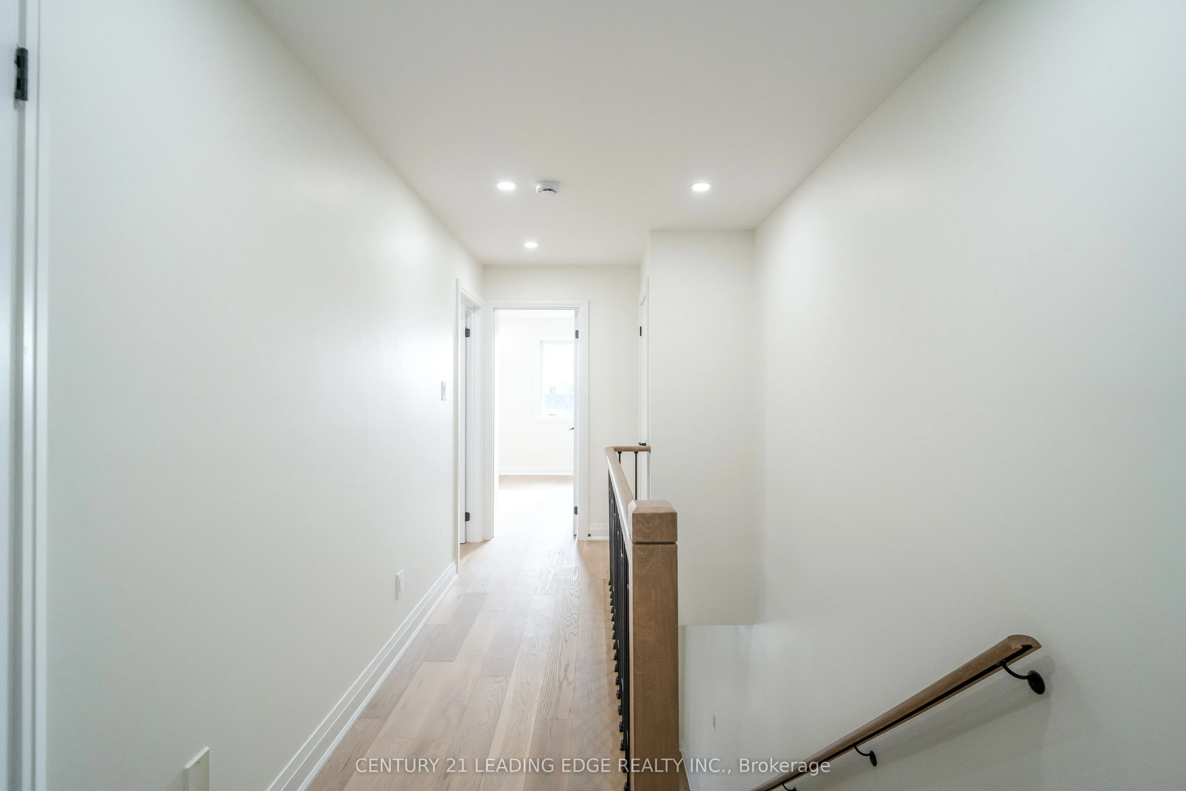 22 MILROY Lane